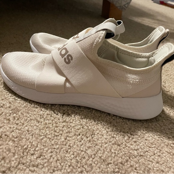 Adidas Cloud Foam Slip-On Sneakers - Picture 3 of 6